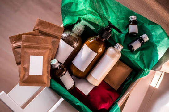 Private Label Hair Care vs. Custom Formulation: Which Is Right for Your Brand?